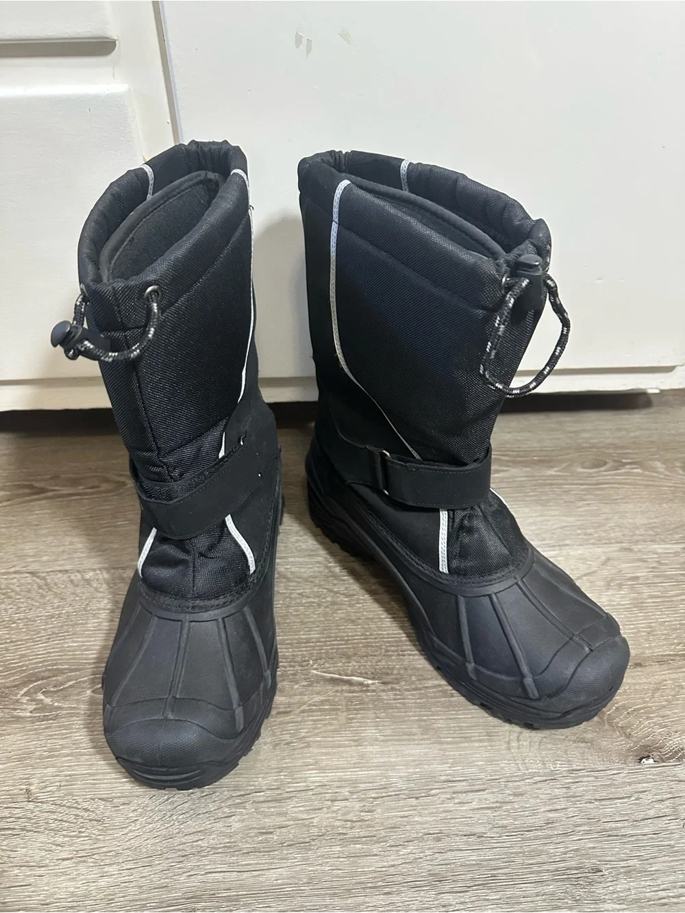 totes Kids Black Insulated Snow Boots